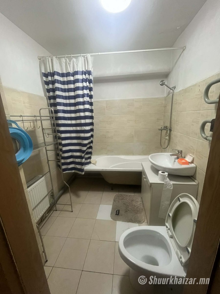 Сансар 805-ийн урд Хагас тавилгатай 2 өрөө байр урт хугацаагаар түрээслүүлнэ.