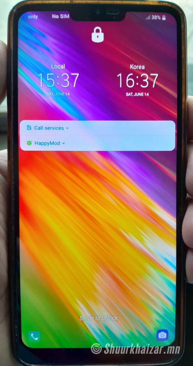 LG Q9 zarna.