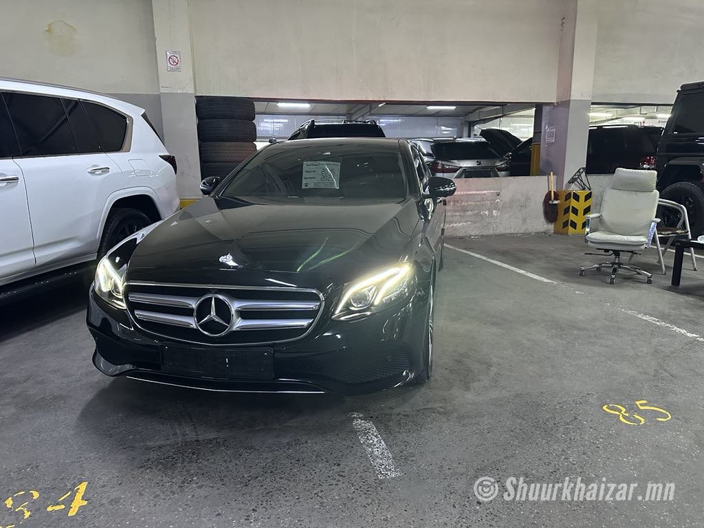 Mercedes Benz E300 4 Matic