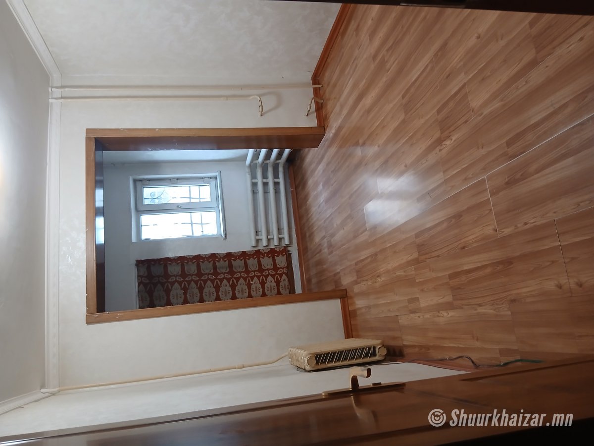 Хажуу өрөө хөлслүүлнэ